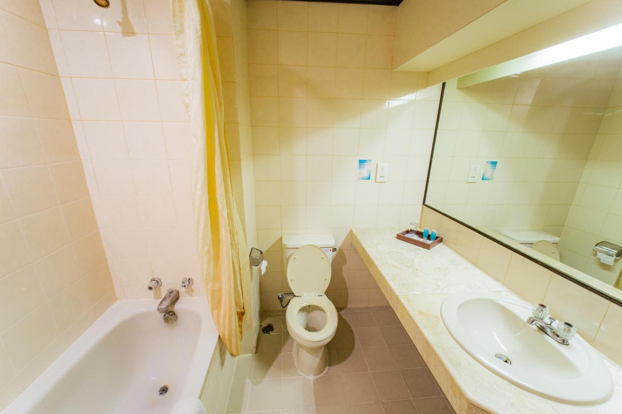 Adika Hotel Bahtera Klandasan Kecil 외부 사진