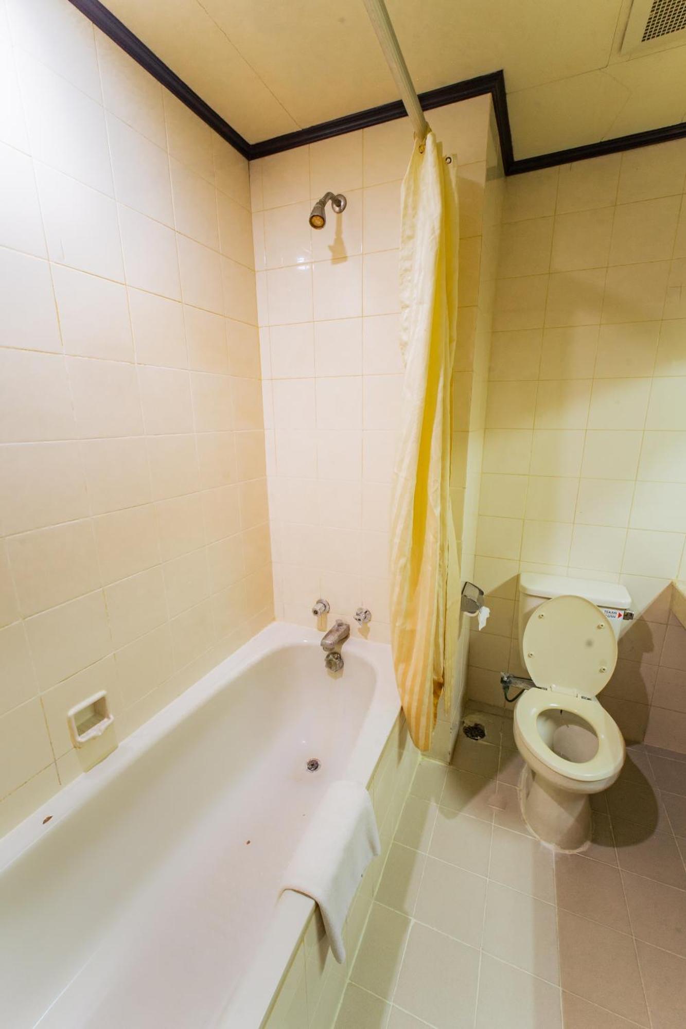 Adika Hotel Bahtera Klandasan Kecil 외부 사진