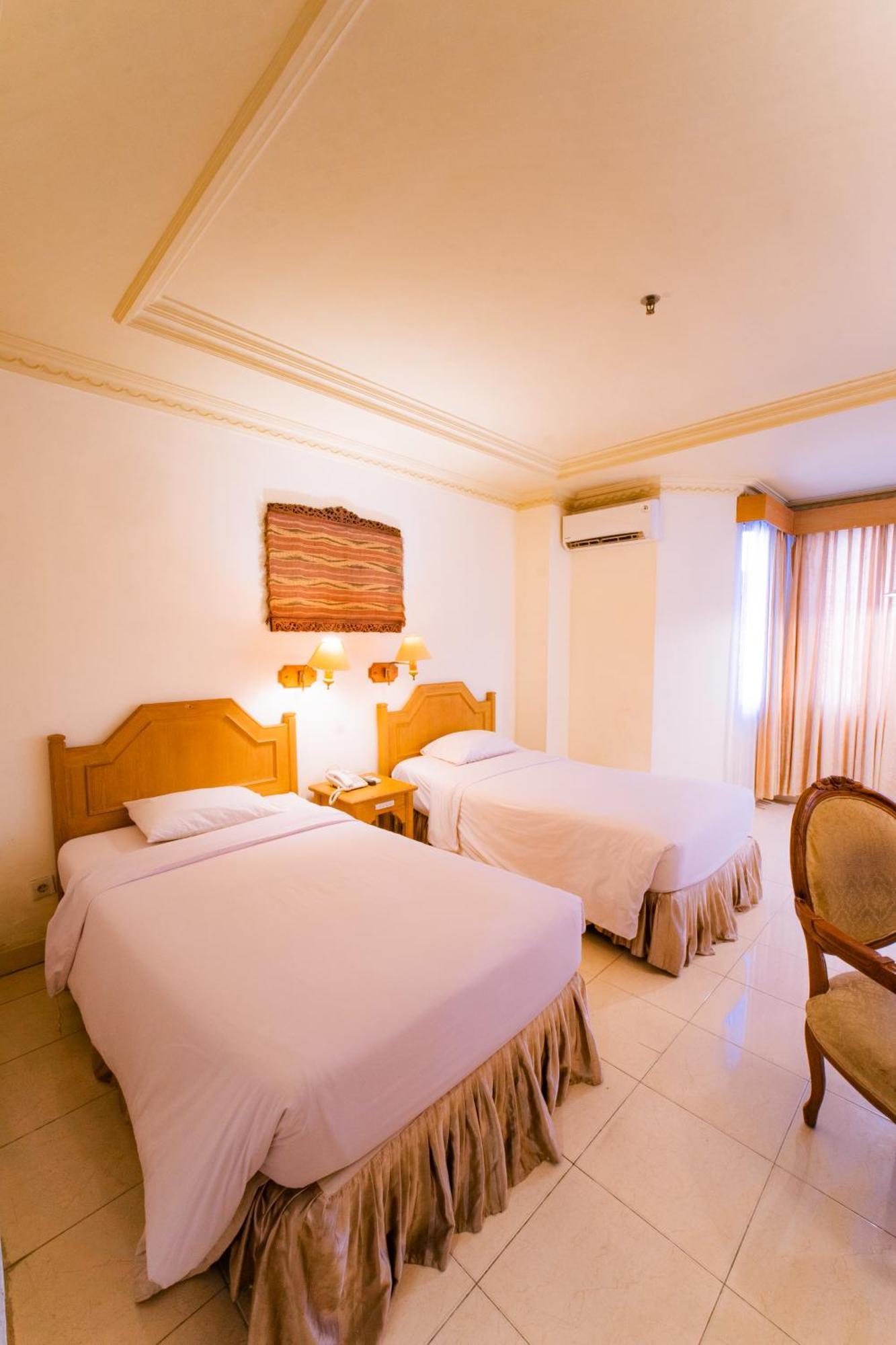 Adika Hotel Bahtera Klandasan Kecil 외부 사진