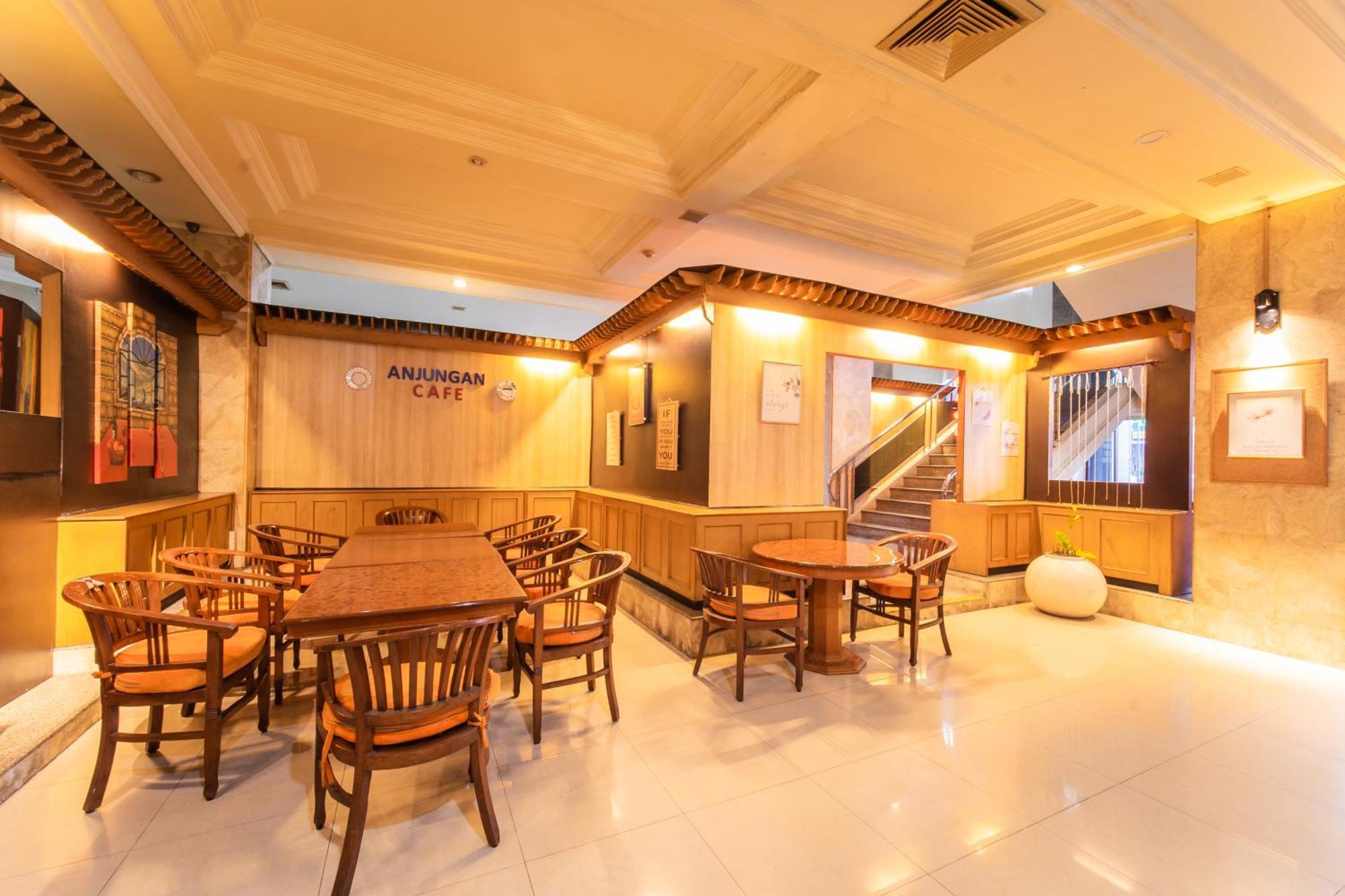 Adika Hotel Bahtera Klandasan Kecil 외부 사진