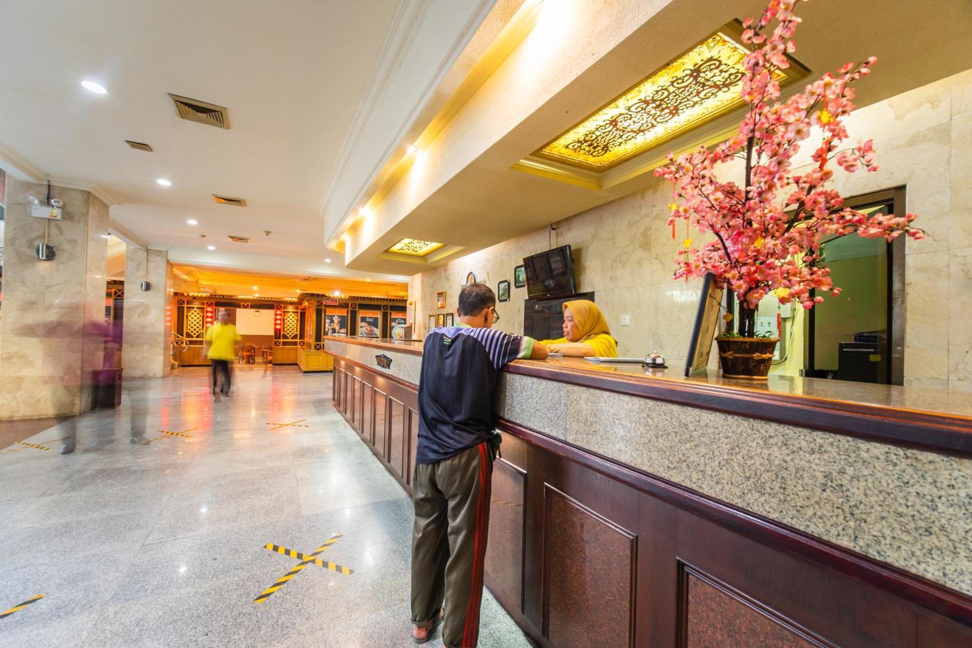 Adika Hotel Bahtera Klandasan Kecil 외부 사진